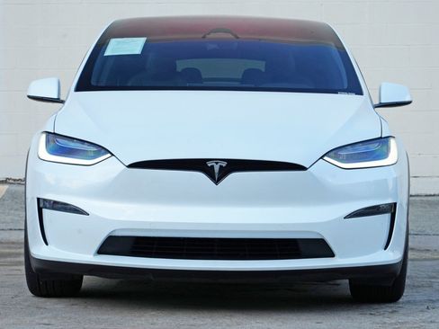 Used 2023 Tesla Model X AWD/4WD image 7