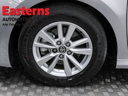 Used 2025 Toyota Camry LE image 33