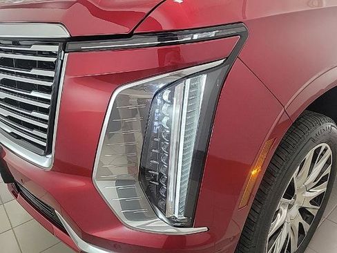 New 2026 Cadillac Escalade Platinum Luxury AWD/4WD image 18