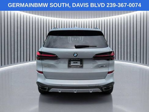Used 2025 BMW X5 sDrive40i w/ M Sport Package RWD image 6