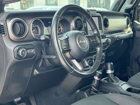 Used 2019 Jeep Wrangler Sport AWD/4WD image 12