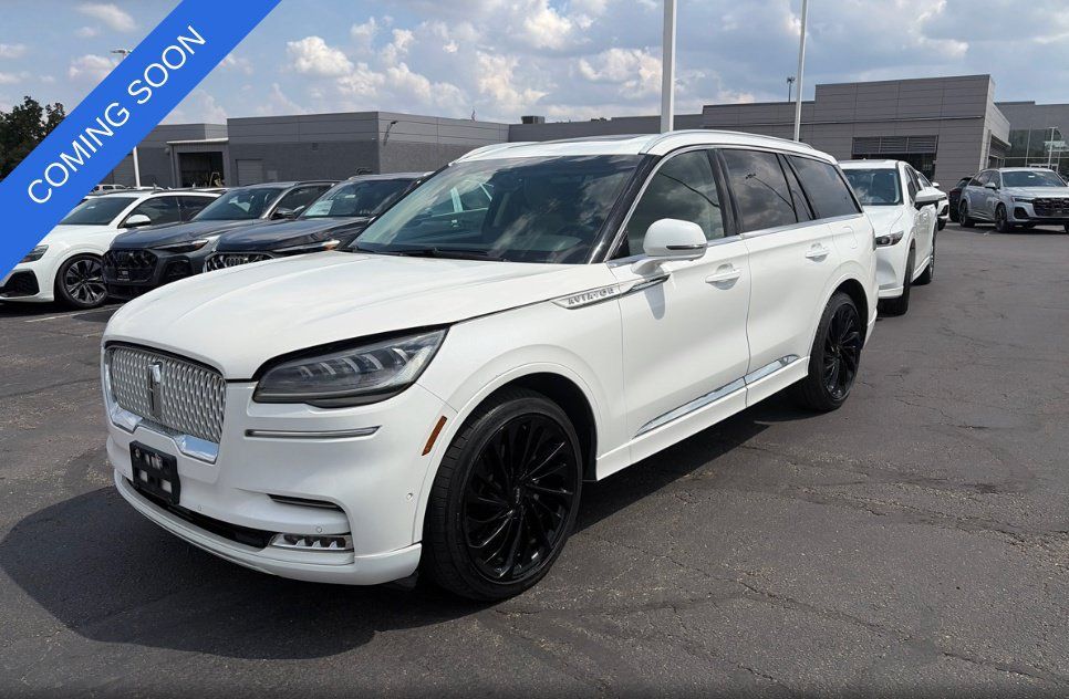 Used 2021 Lincoln Aviator Reserve w/ Equipment Group 208A AWD/4WD image 1
