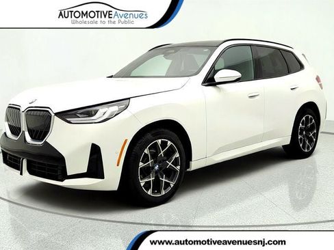 Used 2025 BMW X3 xDrive30i w/ M Sport Package AWD/4WD image 1