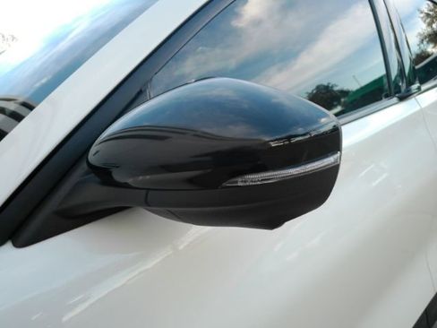 Used 2021 Ford Mustang Mach-E Premium image 15