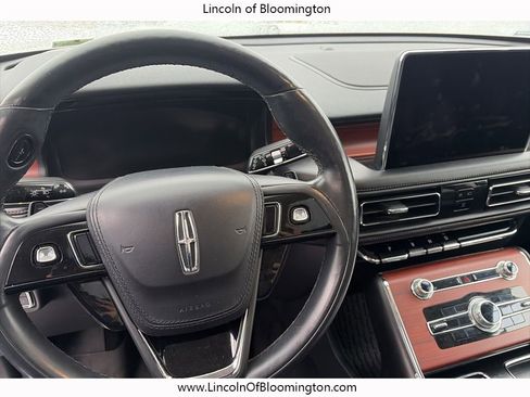 Certified 2021 Lincoln Aviator Reserve w/ Equipment Group 208A image 13