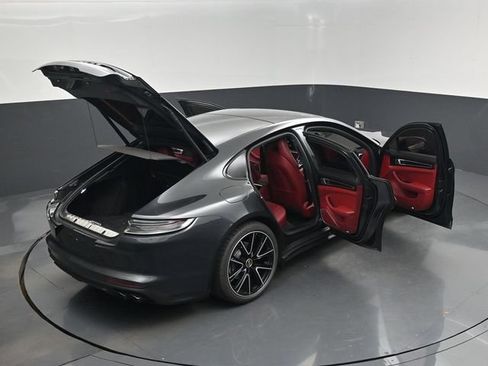Used 2023 Porsche Panamera Platinum Edition RWD image 29