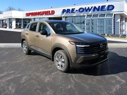 Used 2025 Nissan Kicks S w/ Charging Package