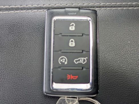 Used 2022 Jeep Grand Cherokee Limited 4xe AWD/4WD image 29