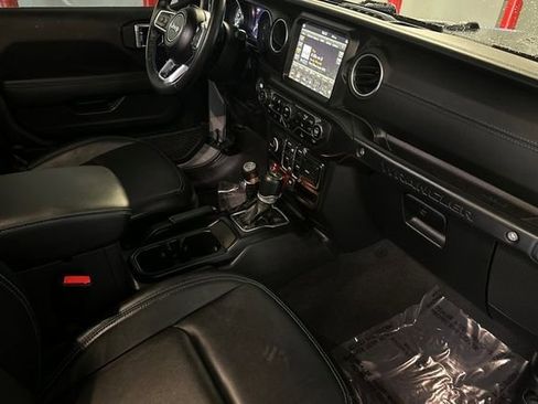 Used 2023 Jeep Wrangler Unlimited Rubicon 4xe w/ Cold Weather Group image 20