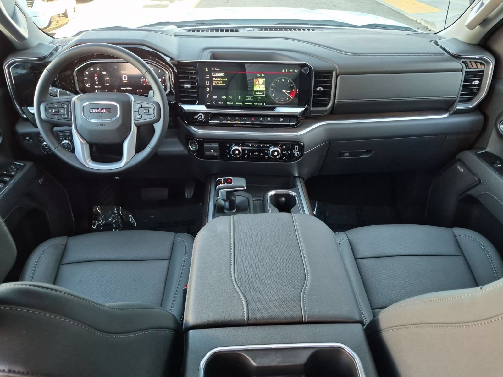 Used 2026 GMC Sierra 1500 SLT w/ SLT Premium Plus Package AWD/4WD image 23