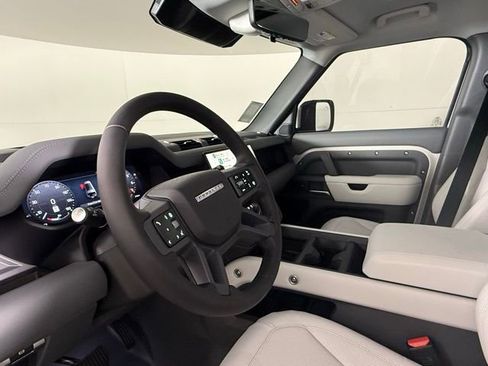 New 2026 Land Rover Defender 130 X-Dynamic SE AWD/4WD image 6