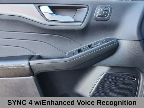 Used 2023 Ford Escape Active w/ Tech Pack #2 image 8