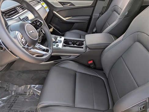 New 2026 Jaguar F-PACE R-Dynamic S image 20