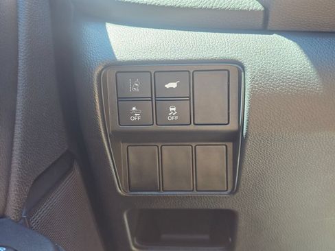 Used 2018 Honda CR-V Touring image 24
