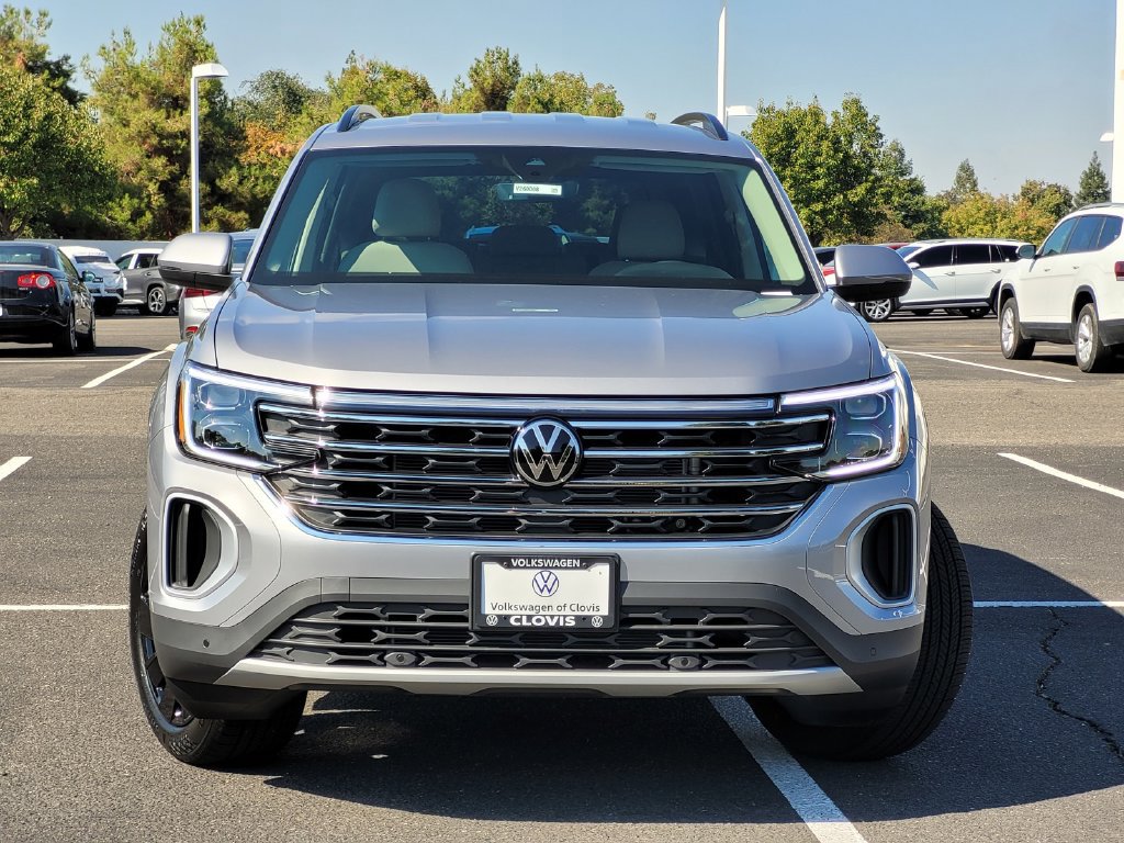 New 2026 Volkswagen Atlas SE AWD/4WD image 2
