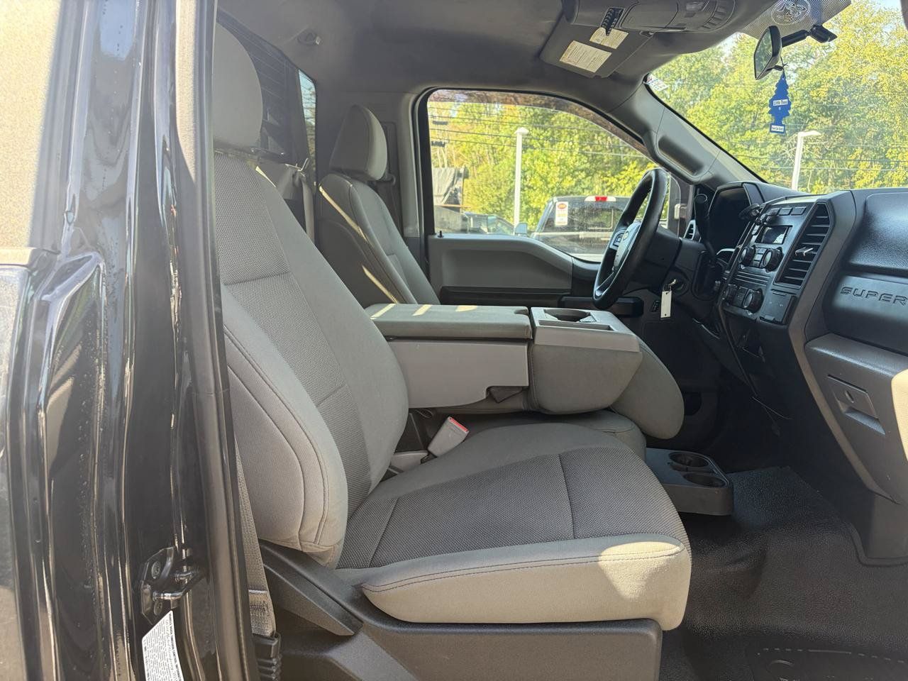 Used 2017 Ford F350 XL w/ Power Equipment Group AWD/4WD image 32