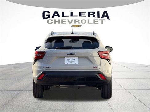 New 2026 Chevrolet Trax RS w/ Sunroof Package image 6