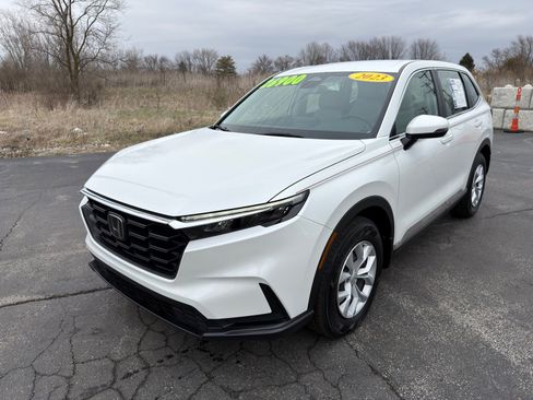 Used 2023 Honda CR-V LX image 2