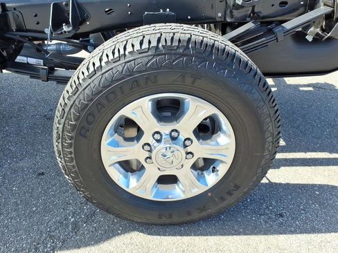 New 2026 RAM 3500 Tradesman w/ Chrome Appearance Group A AWD/4WD image 8