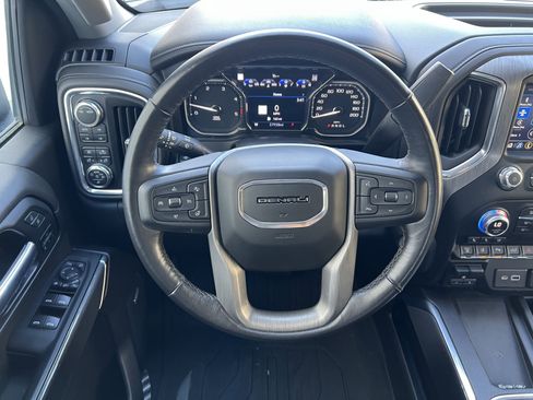Used 2022 GMC Sierra 3500 Denali w/ Denali Ultimate Package AWD/4WD image 25