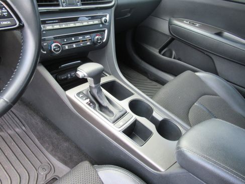 Used 2019 Kia Optima S FWD image 15