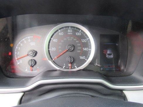 Used 2021 Toyota Corolla SE FWD image 23