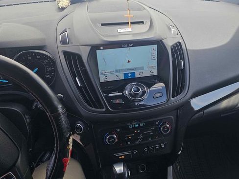 Used 2017 Ford Escape Titanium w/ Equipment Group 301A AWD/4WD image 6