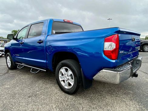 Used 2017 Toyota Tundra SR5 w/ SR5 Upgrade Package AWD/4WD image 3