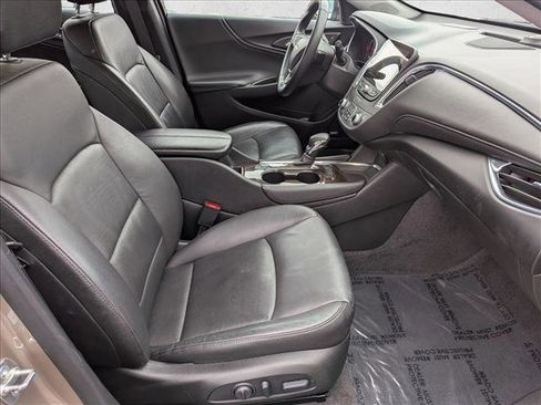 Used 2024 Chevrolet Malibu LT image 19