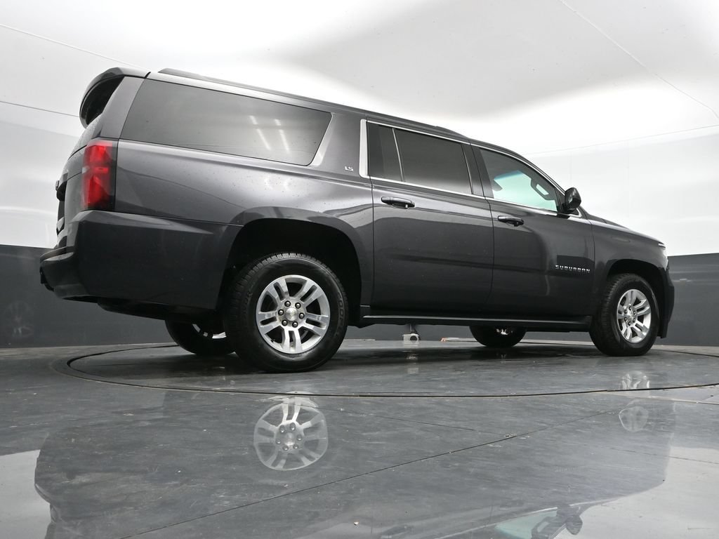 Used 2016 Chevrolet Suburban LS RWD image 40