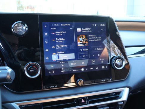 Used 2025 Lexus RX 350 FWD image 23