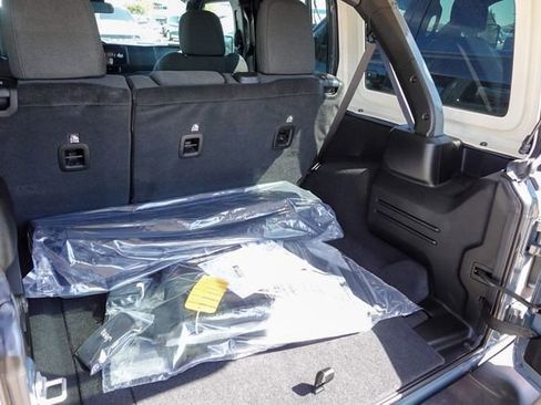 New 2025 Jeep Wrangler Rubicon w/ Steel Bumper Group image 26