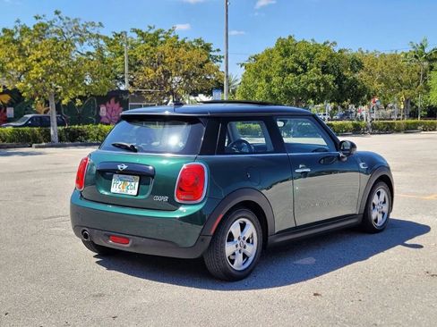 Used 2018 MINI Cooper 2-Door Hardtop FWD image 6