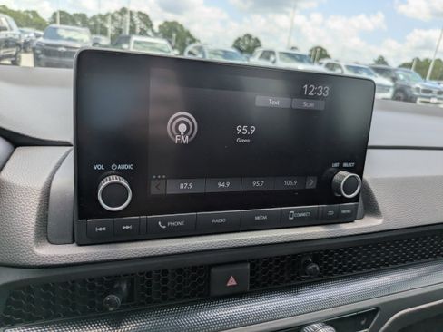 Used 2025 Honda CR-V Sport image 17