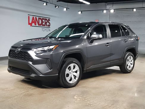 Certified 2025 Toyota RAV4 LE AWD/4WD image 3