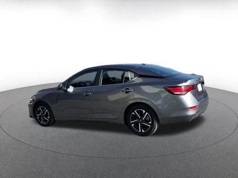 Used 2025 Nissan Sentra SV image 10