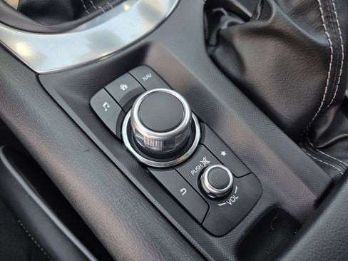 Used 2023 MAZDA MX-5 Miata Club RWD image 27