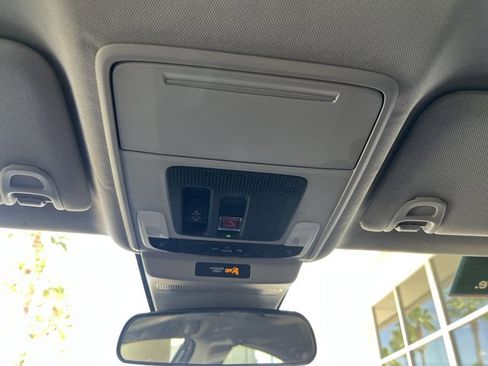 Certified 2025 Honda Accord SE image 5