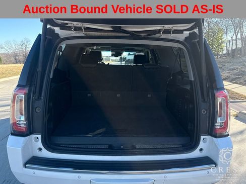 Used 2019 GMC Yukon XL Denali w/ Open Road Package image 24