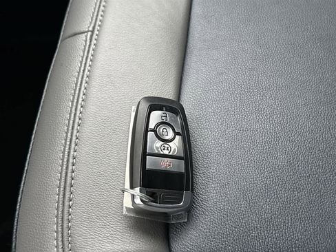 Used 2024 Ford Bronco Outer Banks image 30