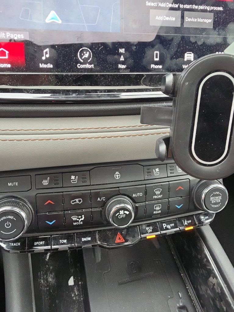 Certified 2021 Dodge Durango R/T w/ Tow 'N Go Package AWD/4WD image 18