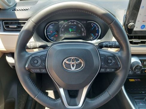 Certified 2023 Toyota RAV4 XLE Premium AWD/4WD image 34