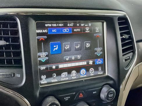 Used 2017 Jeep Grand Cherokee Limited w/ Luxury Group II RWD image 24