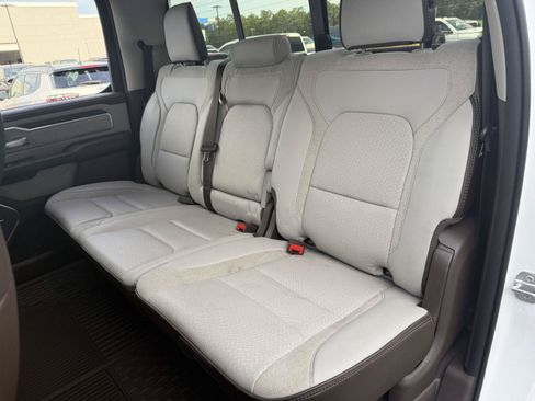 Used 2025 RAM 1500 Laramie AWD/4WD image 18