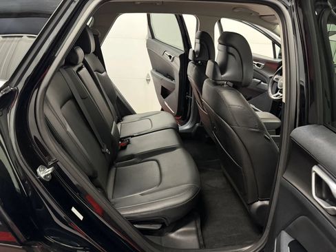 Used 2023 Kia Sportage EX FWD image 43
