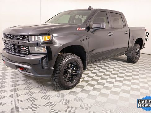 Used 2021 Chevrolet Silverado 1500 Custom Trail Boss w/ LPO, Dark Essentials Package image 9