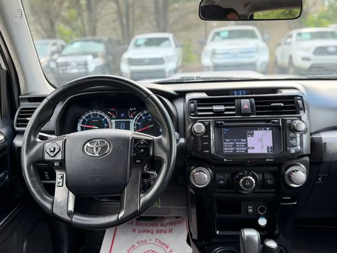 Used 2015 Toyota 4Runner Trail AWD/4WD image 21
