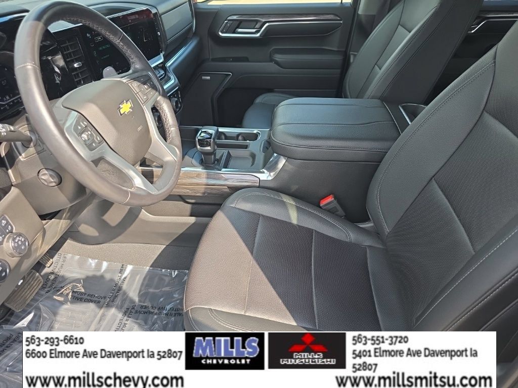 Used 2023 Chevrolet Silverado 1500 LTZ w/ LPO, Dark Essentials Package AWD/4WD image 13
