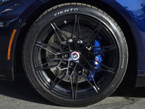 Used 2023 BMW M4 Competition w/ Executive Package image 10