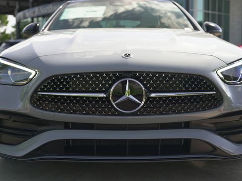 New 2025 Mercedes-Benz C 300 4MATIC Sedan image 9